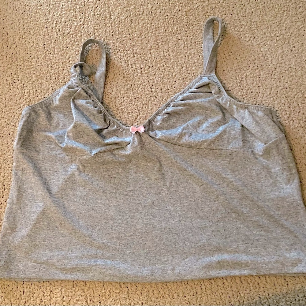 Gray crop cami 4x